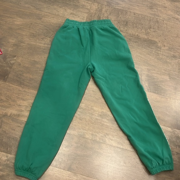 size small women’s American eagle joggers - Picture 4 of 4